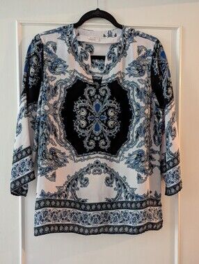 Violet + Claire Paisley-Print Blue & White Tunic Top Flowy Blouse Size M